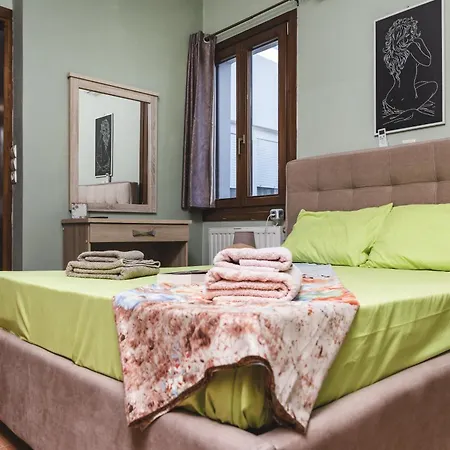 Parisi Naxos Deluxe Vakantiehuis