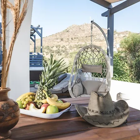 Parisi Naxos Deluxe Holiday home Agkidia