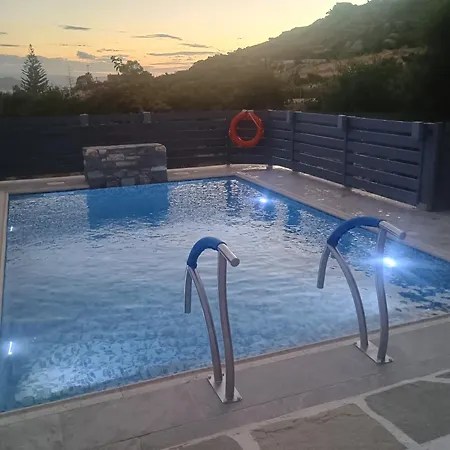 Parisi Naxos Deluxe Holiday home *