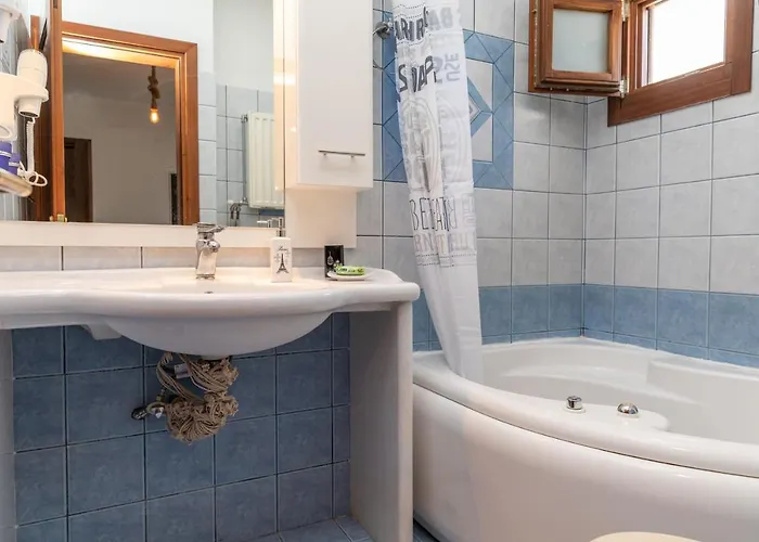 בית נופש Parisi Naxos Deluxe *