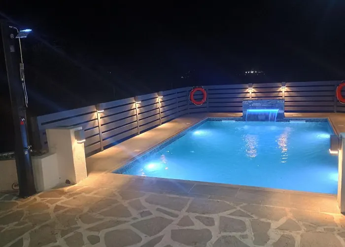 Parisi Naxos Deluxe Casa de Férias