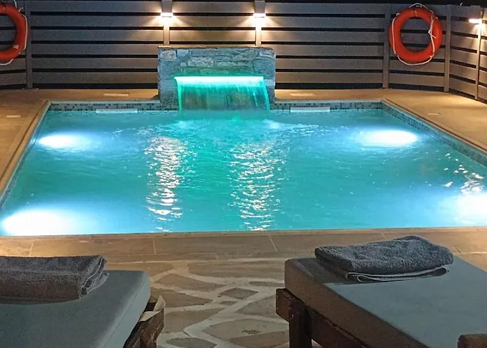 Parisi Naxos Deluxe Casa de Férias *