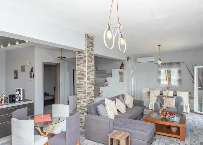 Parisi Naxos Deluxe Casa de Férias Agkidia